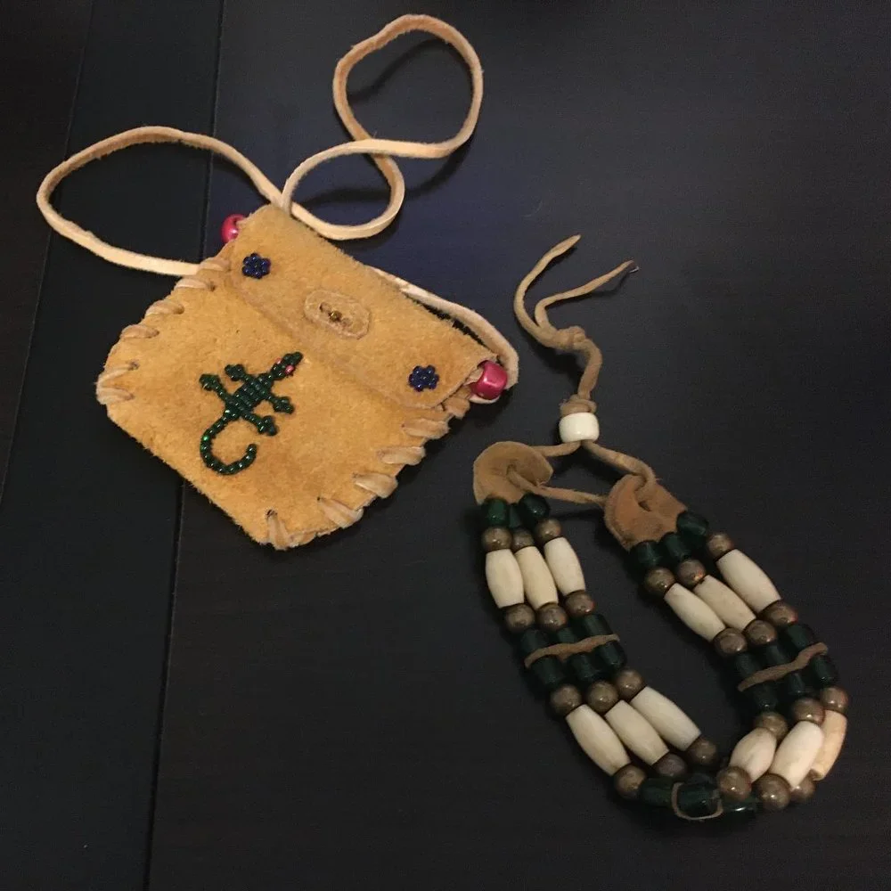 VTG First Nations Bone Bracelet & Beaded Leather Pouch - Artisan Indigenous Set - Picture 2 of 4